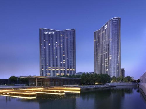 Bin Hu District Hotel | Pullman Wuxi New Lake