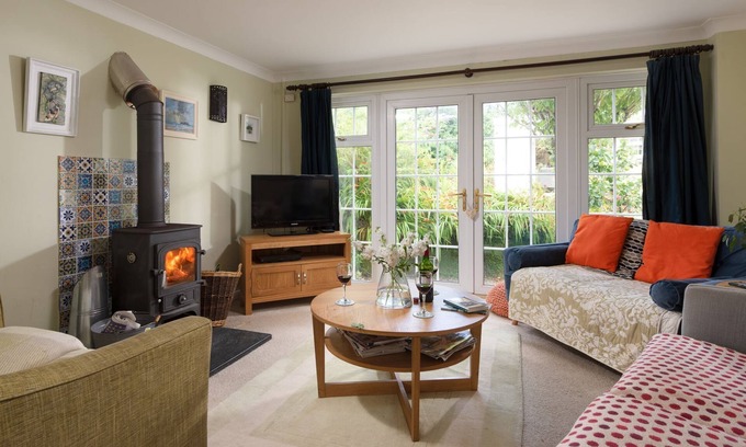 Gwithian House | Pump Cottage - a house that sleeps 8 guests in 4 bedrooms