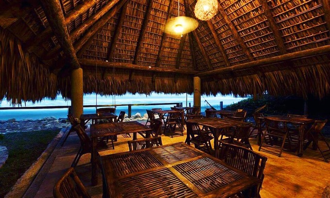 Punta Mango Hotel | Punta Mango Surf & Beachfront Resort