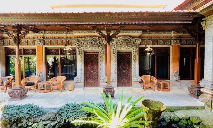 Undisan House | Puri Karang Residence