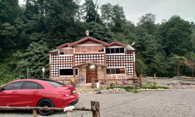 Pazar House | Purki konakev