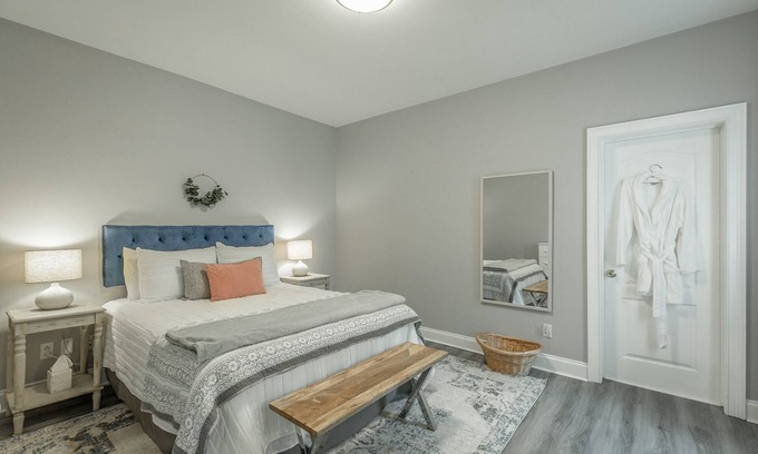 North Chattanooga Apartment | Purple Aster - a PMI Scenic City Vacation Rental