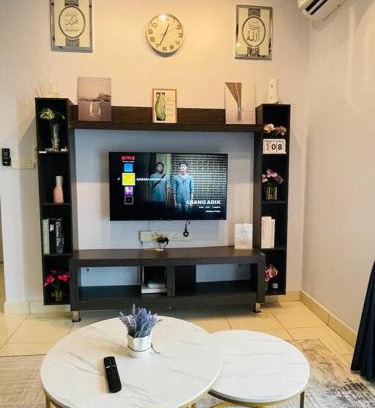 Kota Warisan Apartment | Qaisara Homestay near KLIA