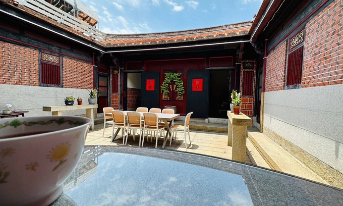 Shuitou Village Bed & Breakfast | QIAOJU B&B