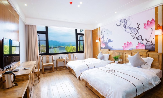 Dujiangyan Hotel | Qingcheng Sunrise Sailing Hotel