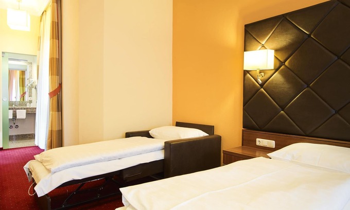 Maxglan Hotel | Quadruple room, non refundable - Villa Ceconi, hotel