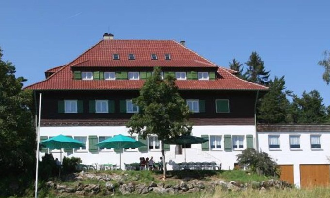 Albstadt Apartment | Quadruple room with shower and WC