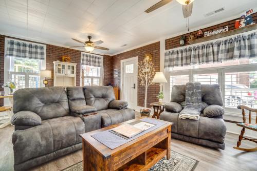 Mount Vernon House | Quaint Mt Vernon Cottage Near Historic Dtwn!