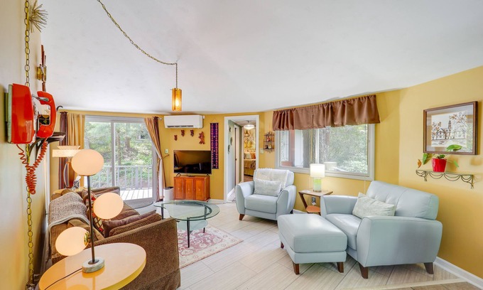 Mill Ridge Cabin | Quaint Vacation Rental w/Porch in Banner Elk!