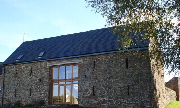 Monmouth House | Quality barn conversion in beautiful rural surroundings
