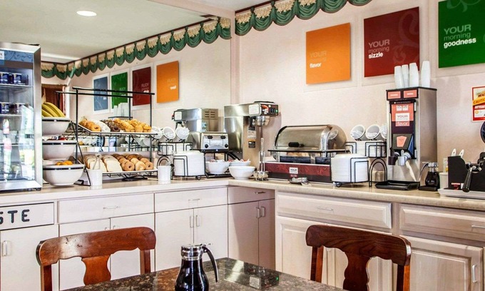 Arcola Hotel | Quality Inn Arcola