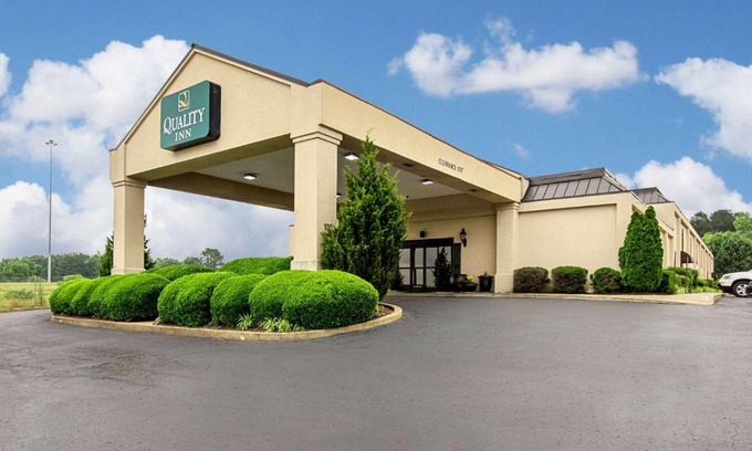 Holly Springs Hotel | Quality Inn Holly Springs South