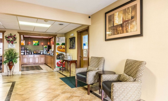 Batesville Hotel | Quality Inn I-74 Batesville