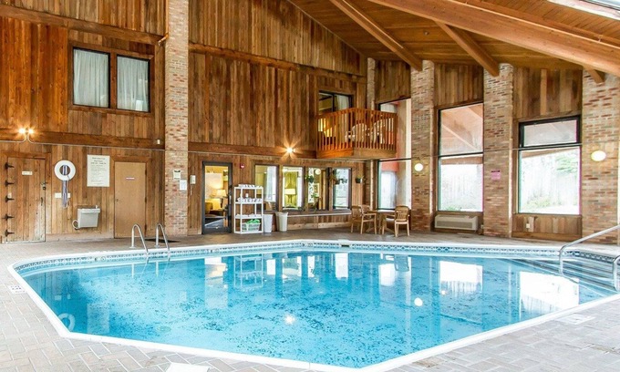 Macomb Hotel | Quality Inn Macomb near University Area