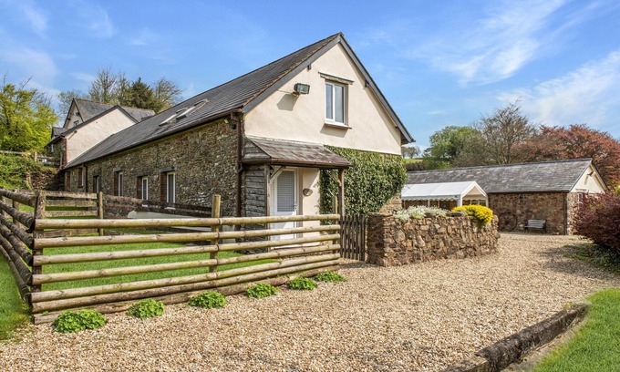 Wheddon Cross Cottage | Quarme Cottage near Wheddon Cross
