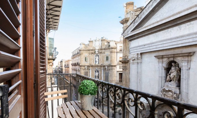 Centro Storico Apartment | Quattro Canti Elegant Apartment x4! NEW