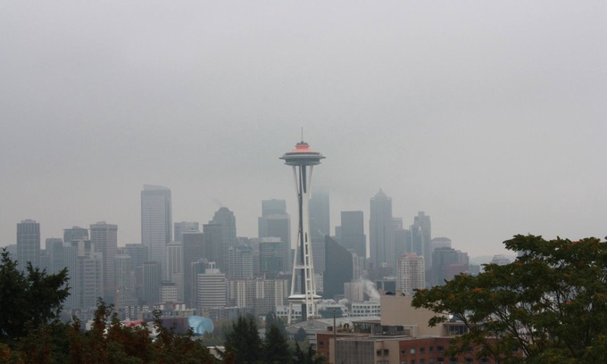 East Queen Anne House | Queen Anne Castle, 1 Bedroom with Sweeping City and Sound Views, 8days max.