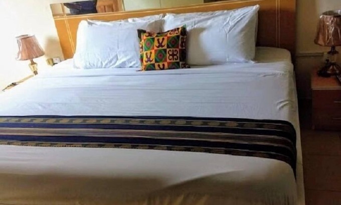 Ashaiman Hotel | Queens Hotel