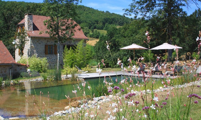 Frontenac Cottage | Quercy cottage, contemporary charm, great comfort, garden with natural swimming pool