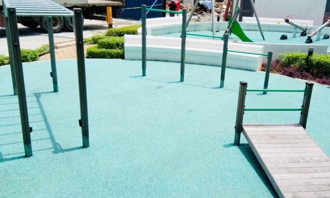 Project 8 Condo | Quezon City Space w/Fast WIFI and Netflix