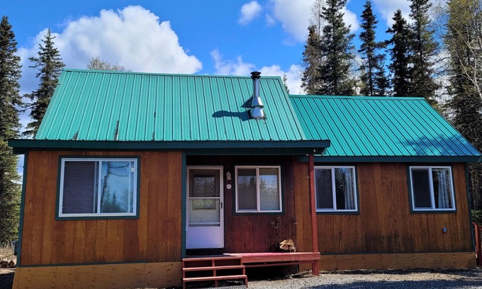 Kalifornsky Cabin | Quiet Alaskan cabin near the mouth of the Kasilof