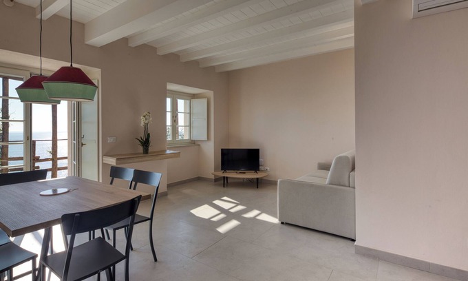 Acquasanta Apartment | Quiet apartment with wonderful sea view.