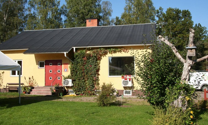 Gamleby Apartment | quiet area, garden, pensioner, small children