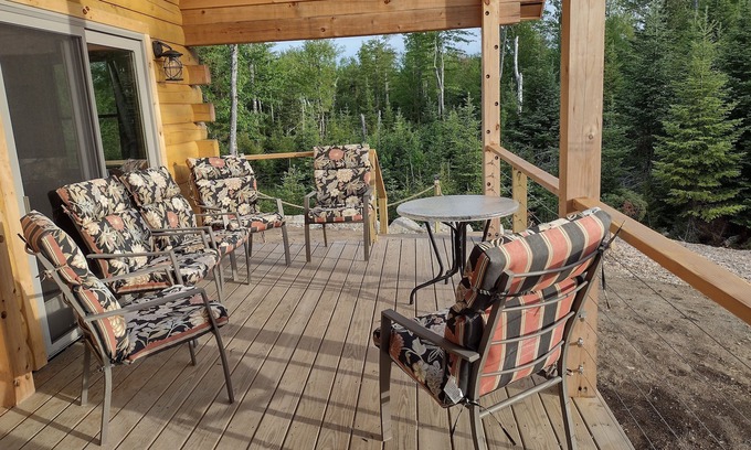 Surry Cabin | Quiet cabin in the woods with beautiful ocean views on the rocky Maine coast!