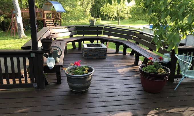 Town of Clermont House | Quiet Country Getaway 4BR/3BA W/Pool Hot Tub /Movie Theatre