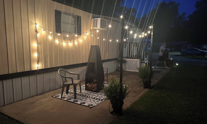 Nauvoo House | Quiet Cozy Cottage