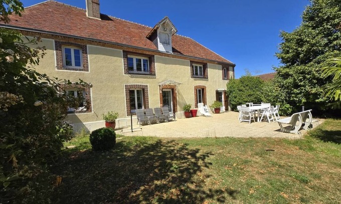 Verneuil-sur-Avre House | Quiet family home