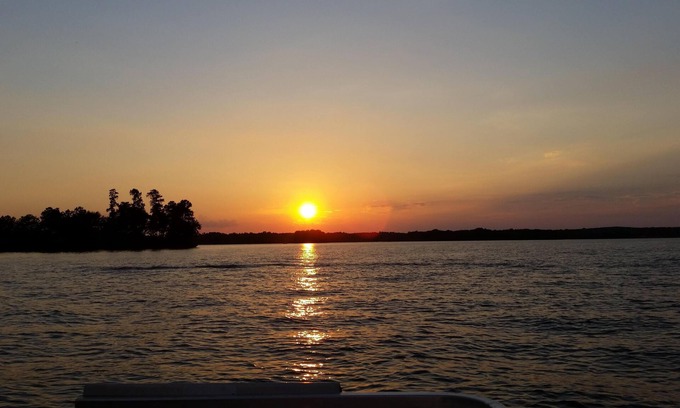Ridgeway Cottage | Quiet, good fishing, boating and swimming on large private lot