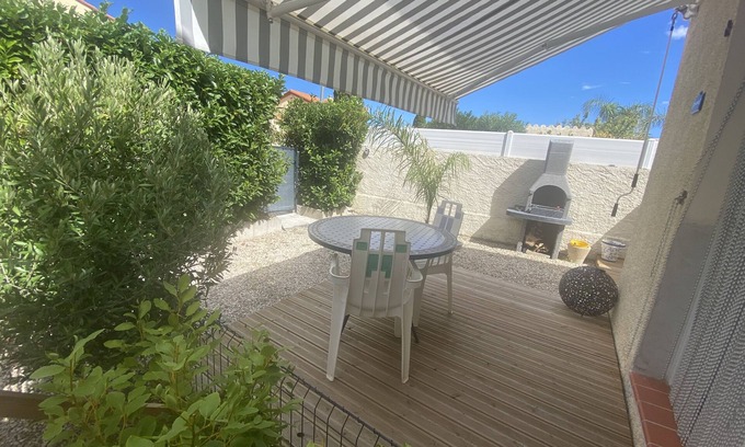 Saint-Andre House | Quiet house 5 minutes sea-mountains 2 minutes walk supermarket 2 VTT disp