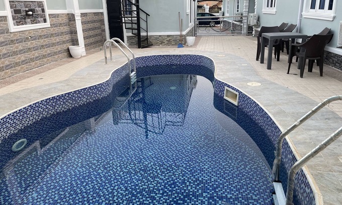 Abeokuta House | Quiet luxury 2 bedroom house with Pool