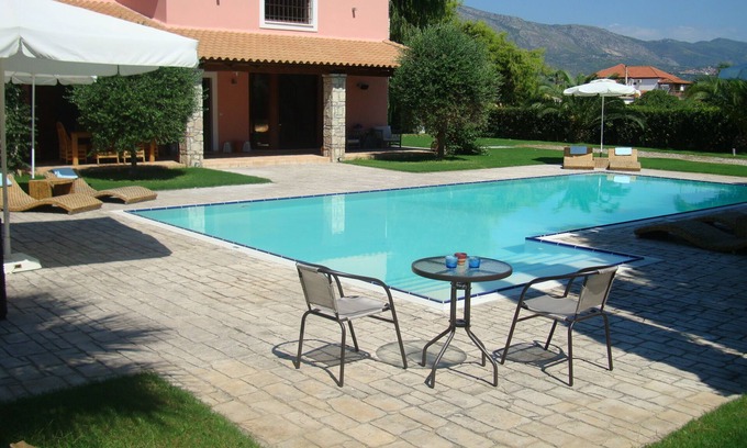 Zacharo Villa | Quiet, luxury beach villa w/huge pool, 5 min's walk from the beach