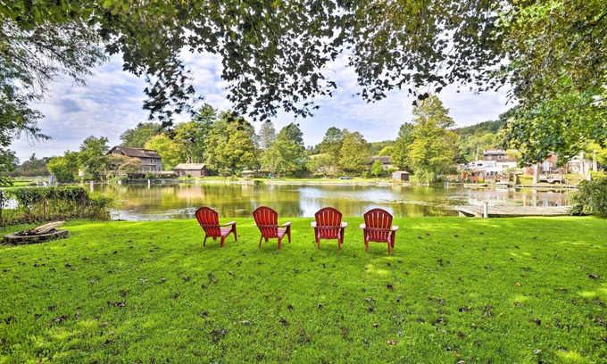 Homer House | Quiet New York Retreat < 7 Miles to Skiing!
