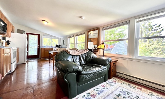 Seal Harbor House | Quiet oasis across the street from Acadia and just steps from the harbor