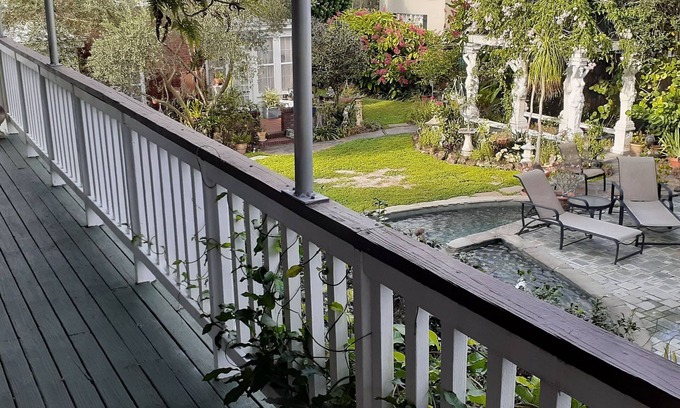 Lake Eola Heights Apartment | Quiet Retreat Downtown Orlando
