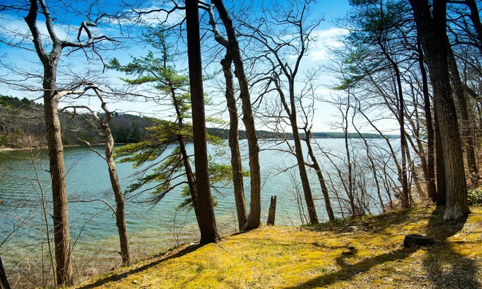 Damariscotta Apartment | Quiet Riverfront getaway to enjoy Midcoast Maine!