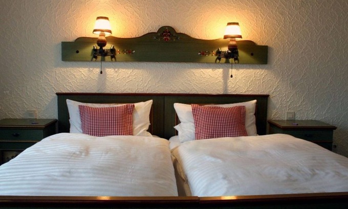 Kell am See House | Quiet shared rooms - Landhotel-Restaurant Haus Doris