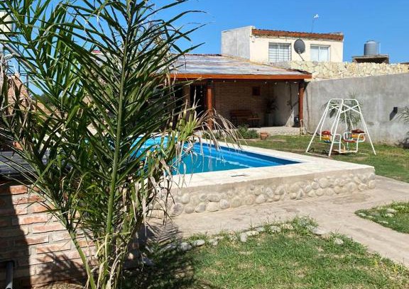 Vicente Echeverria House | Quincho y Pileta en Ibarlucea