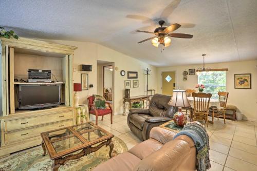 Quincy House | Quincy Home with Deck and Outdoor Patio Furniture