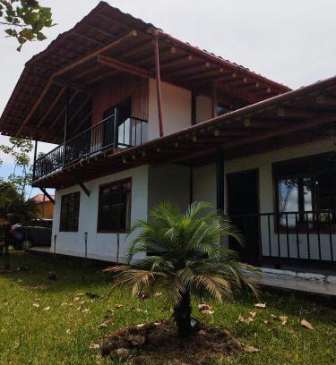 Pedro Vicente Maldonado Cabin | Quinta Felicidad