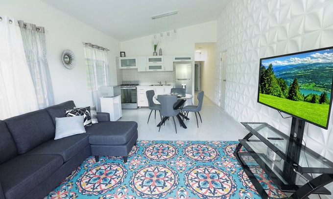 Aguada Apartment | Quiques Town House A1 - 2BR/1BR Apartment