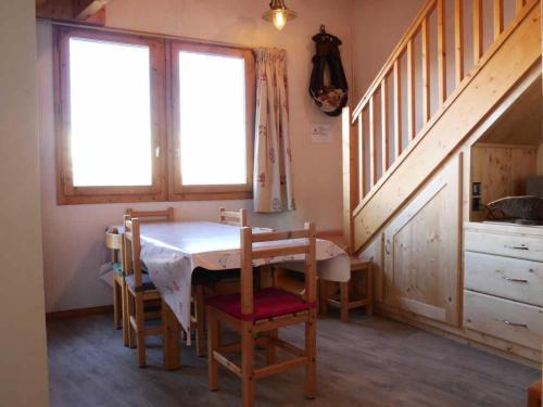 Montchavin Apartment | Résidence LE POMMERET - 4 Pièces pour 10 Personnes MAE-9614
