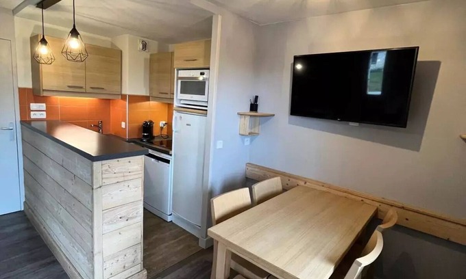 Plagne 1800 Apartment | Résidence Plagne Lauze - maeva Home - 2 Room Apartment for 5 People - Prestige