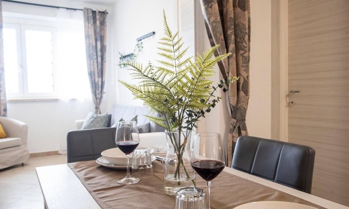 Ciampino Apartment | R16 STUDIO APARTMENT WITH LIVING AREA