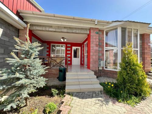 Issyk-Kul Region Apartment | Raduga West 'Emerald' Cottage