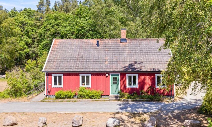 Sjobo House | Raftarp - Country side cottage in the woods