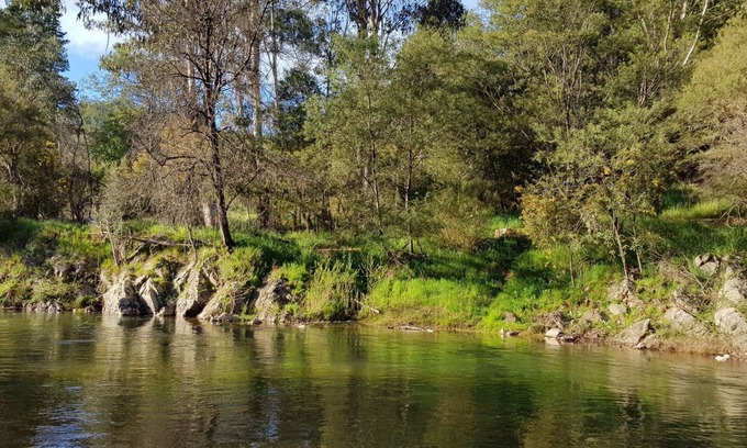 Porepunkah House | Rail Trail River House